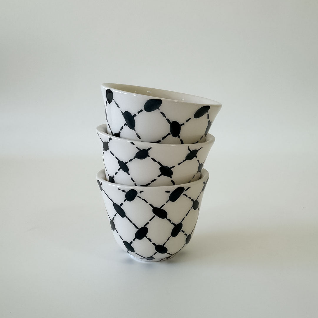 فناجين قهوة سادة التراثية الفلسطينية