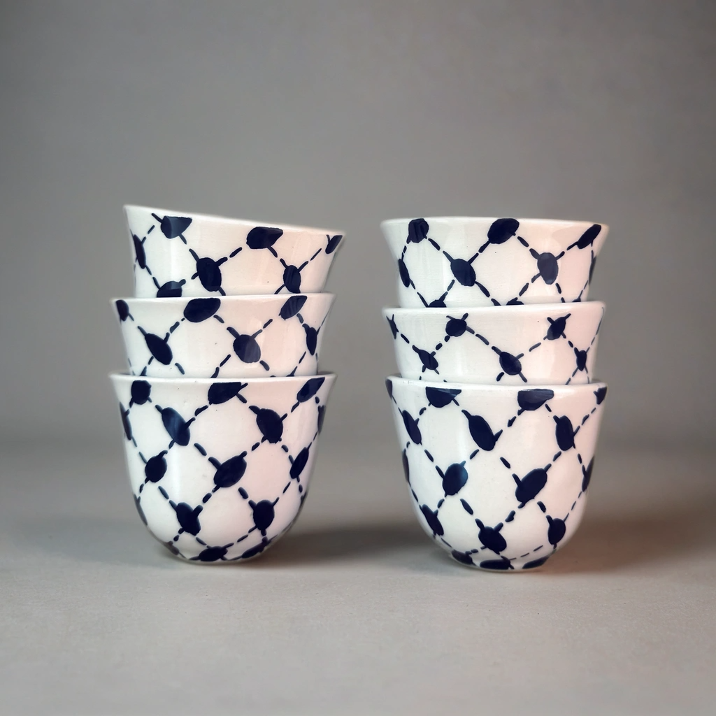 فناجين قهوة سادة التراثية الفلسطينية