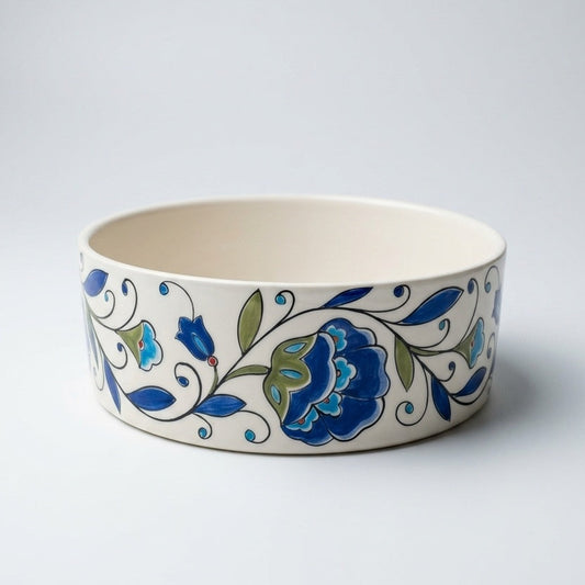 Elegant Iznik Bowl